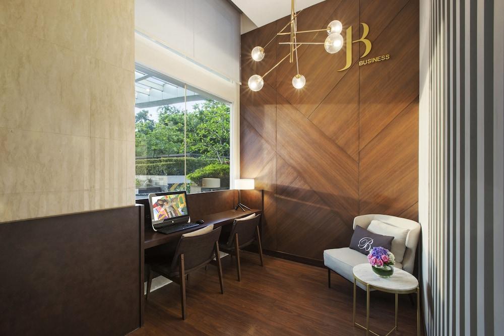 Somerset Berlian Jakarta Exterior photo